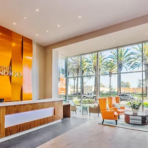 hotel-indigo-anaheim-maingate.topanaheimhotels.com/