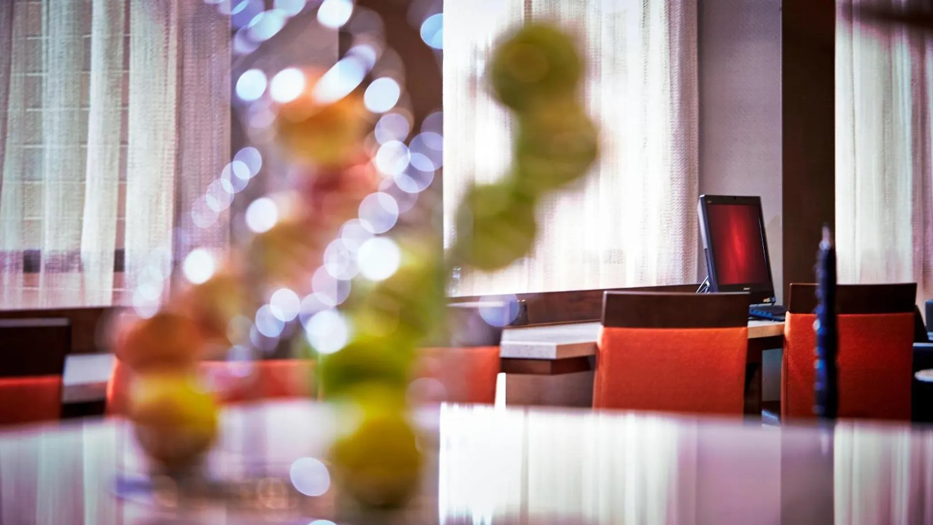 Columbus Airport Marriott Hotel 3*,
